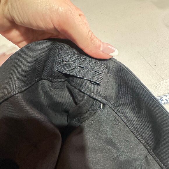 NWT Old Navy Women’s Extra High-Waisted Linen-Blend Taylor Trouser Shorts Size L - Picture 11 of 14